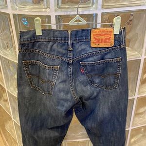 Levi’s 514 jeans